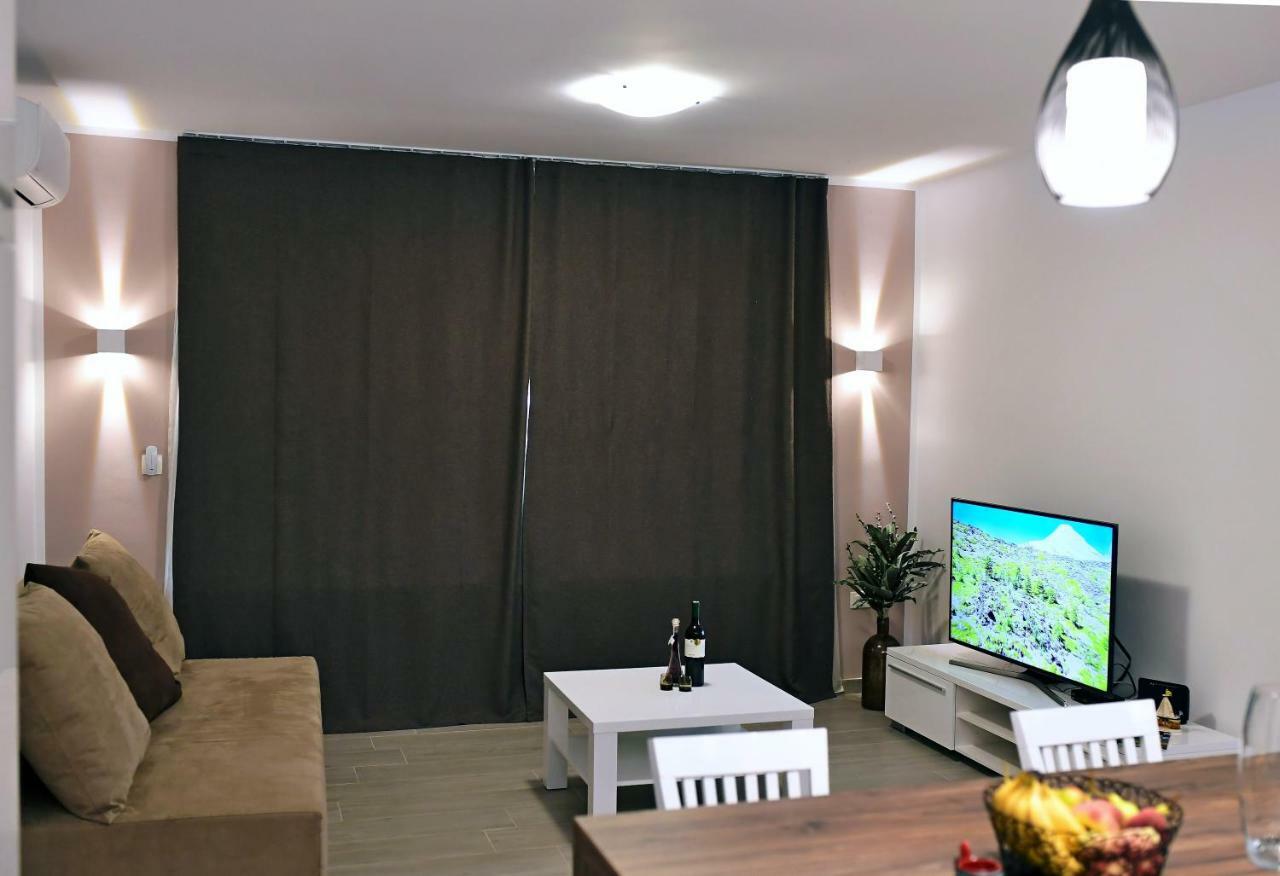 Apartment Luce Нивице Экстерьер фото